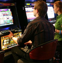 Burleigh Town Tavern - Accommodation Whitsundays 3