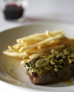 Bistro Moncur - Accommodation Whitsundays 3