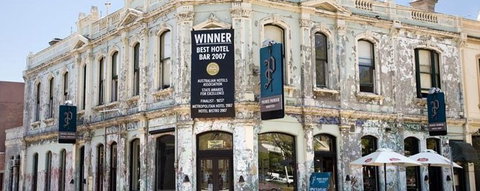 Prince Patrick Hotel - Accommodation Whitsundays 1