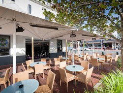 Arab Steed Hotel - Accommodation Whitsundays 1