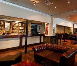 Seven Stars Hotel - Accommodation Whitsundays 3