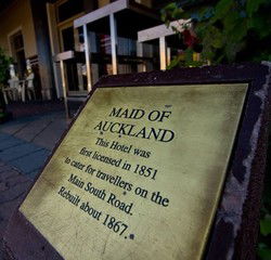 Maid Of Auckland Hotel - Accommodation Whitsundays 1