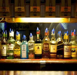 Maid Of Auckland Hotel - Accommodation Whitsundays 2