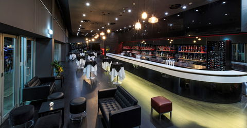 Watermark Docklands - Accommodation Whitsundays 3