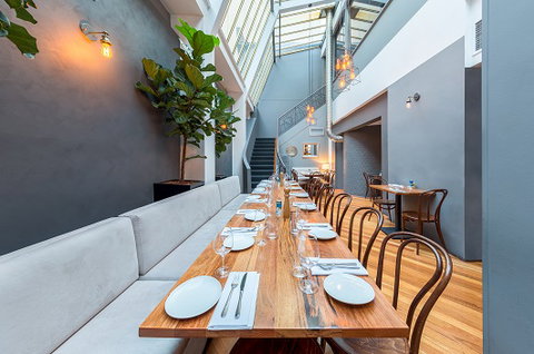 Metropolitan Hotel - Accommodation Whitsundays 0