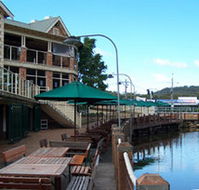The Woodport Inn - Accommodation Whitsundays