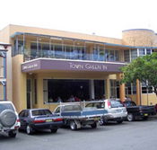 Town Green Inn - Accommodation Whitsundays