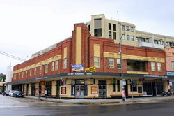 Petersham Inn - Accommodation Whitsundays 0