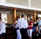 Cairns International Lobby Bar - Accommodation Whitsundays