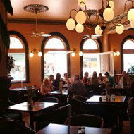 The Rose Hotel - Victoria Street Bar - Accommodation Whitsundays 1