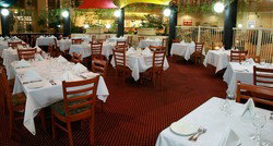 Alexanders Restaurant - Lord Forrest Hotel - Accommodation Whitsundays 3