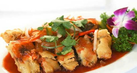 Dragon Boat Restaurant - Accommodation Whitsundays 0