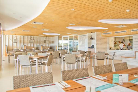 Crown On Palmer - Accommodation Whitsundays 1