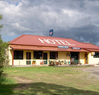 Farmers Hotel - Accommodation Whitsundays