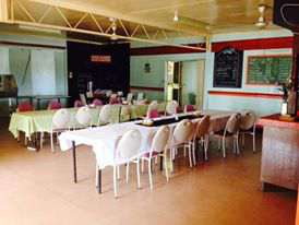 Jambin Hotel-Motel - Accommodation Whitsundays 1
