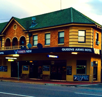 Queens Arms Hotel - Accommodation Whitsundays