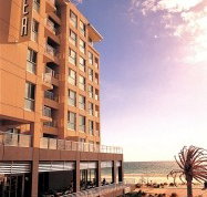 Oaks Plaza Pier - Accommodation Whitsundays