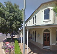 Milestone Hotel - Accommodation Whitsundays