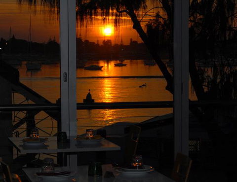 Mekong Thai–Lao Restaurant - Accommodation Whitsundays 0