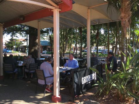 Winky’s On Clarence - Accommodation Whitsundays 1