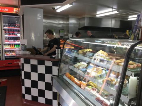 Winky’s On Clarence - Accommodation Whitsundays 2