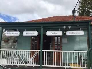 A Wild Night Out - Spring - Accommodation Whitsundays 4