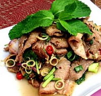 Lao-Thai Luammit Restaurant - Accommodation Whitsundays
