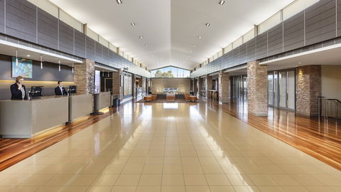 Crowne Plaza Hunter Valley, An IHG Hotel - Accommodation Whitsundays 4
