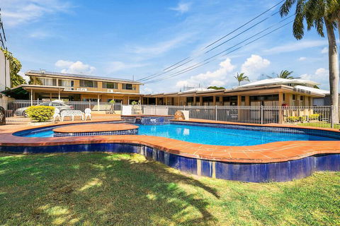 Econo Lodge Park Lane - Accommodation Whitsundays 4