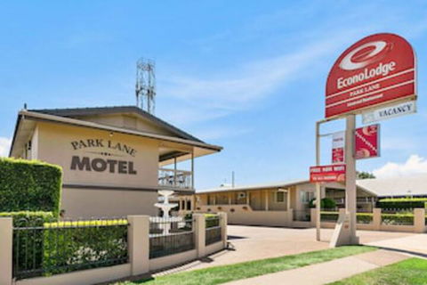 Econo Lodge Park Lane - Accommodation Whitsundays 0