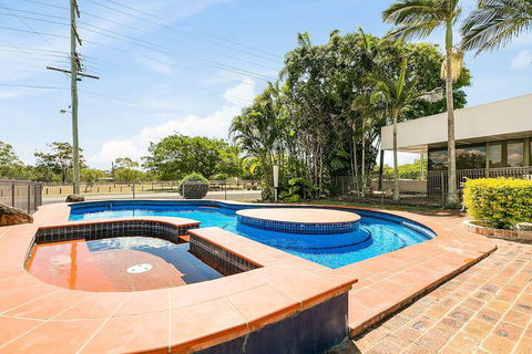 Econo Lodge Park Lane - Accommodation Whitsundays 2
