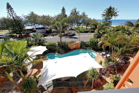 Kacys Bargara Beach Motel - Accommodation Whitsundays 2