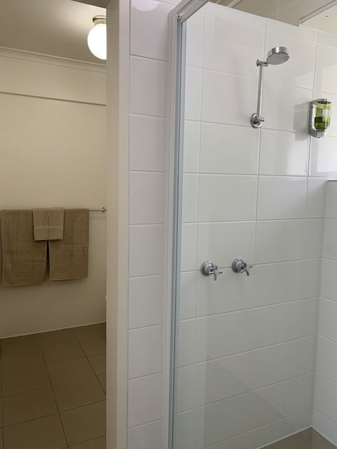 Adina Place Motel Apartments - Accommodation Whitsundays 3