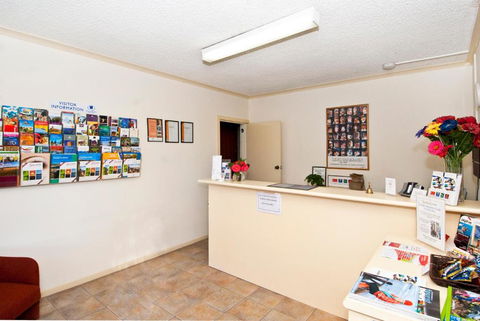 Econo Lodge Hacienda Motel Geelong - Accommodation Whitsundays 3
