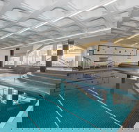 Surfers Aquarius - Accommodation Whitsundays