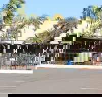 Karratha Central Apartments - Accommodation Whitsundays