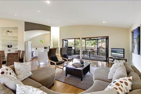 A PERFECT STAY - Beach House At Tallows - Accommodation Whitsundays 0