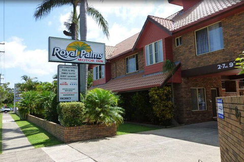 Royal Palms Motor Inn - Accommodation Whitsundays 1