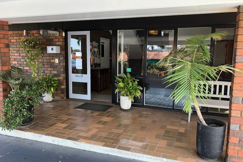 Matador Motor Inn - Accommodation Whitsundays 5