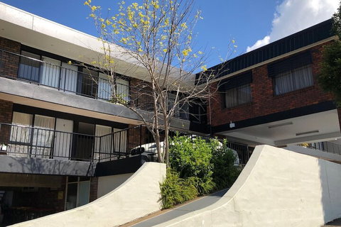 Matador Motor Inn - Accommodation Whitsundays 4