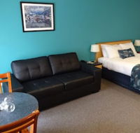 Victoria Lodge Motor Inn  Apartments - Accommodation Whitsundays