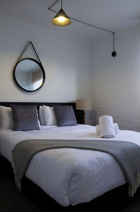 Davis Avenue Apartments - Accommodation Whitsundays 3