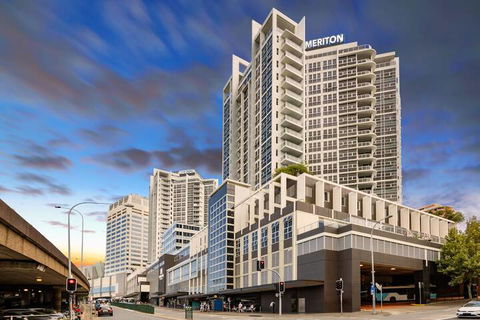 Meriton Suites Bondi Junction - Accommodation Whitsundays 1
