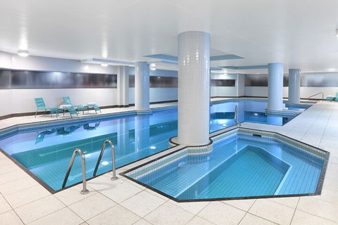 Meriton Suites Bondi Junction - Accommodation Whitsundays 2