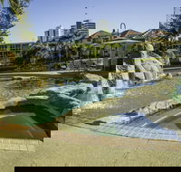 Paradise Island Resort - Accommodation Whitsundays