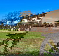 Quality Inn Carriage House - Accommodation Whitsundays