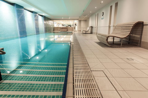 Oaks Glenelg Plaza Pier Suites - Accommodation Whitsundays 3