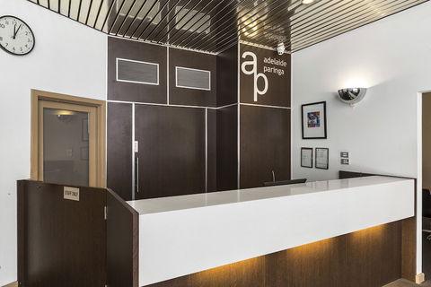 Adelaide Paringa - Accommodation Whitsundays 3