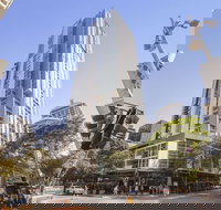 Oaks Brisbane Festival Suites - Accommodation Whitsundays