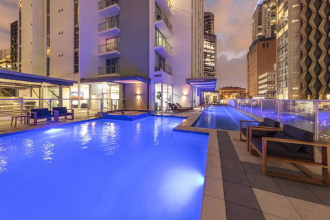 Oaks Brisbane Festival Suites - Accommodation Whitsundays 5